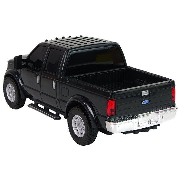 Automobilis Ford F-350, juodas