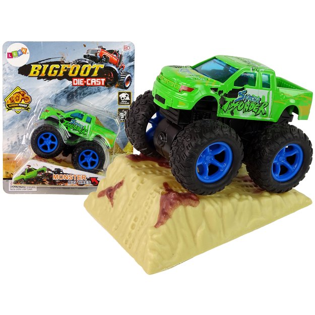 Visureigis Resorak Monster Truck su rampa